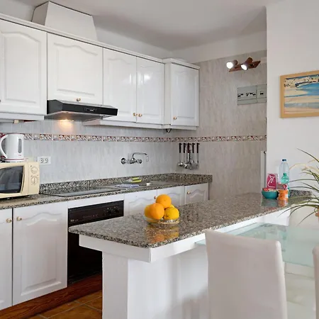 Puerto Chico 8 Apartmán *